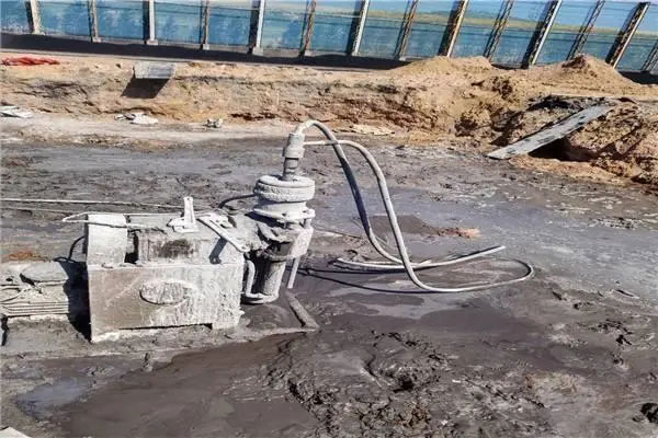 石泉水泡基础注浆加固